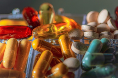 Dia Nacional da Farmácia: Qual é a importância das farmácias na sociedade?